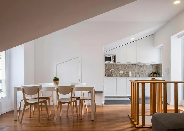 Jose Do Canto Garden House